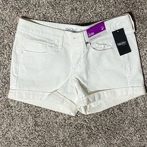Mossimo Mid-Rise Midi White Jean Shorts - Size 0/25